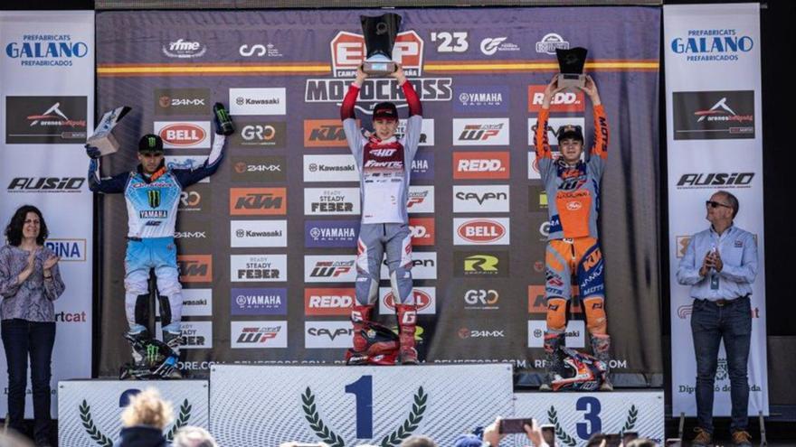 Elías Escandell gana y refuerza su liderato en el Nacional MX125 de Motocross