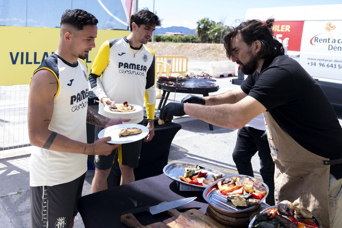 La plantilla del Villarreal celebró un asado a iniciativa de Juan Foyth.