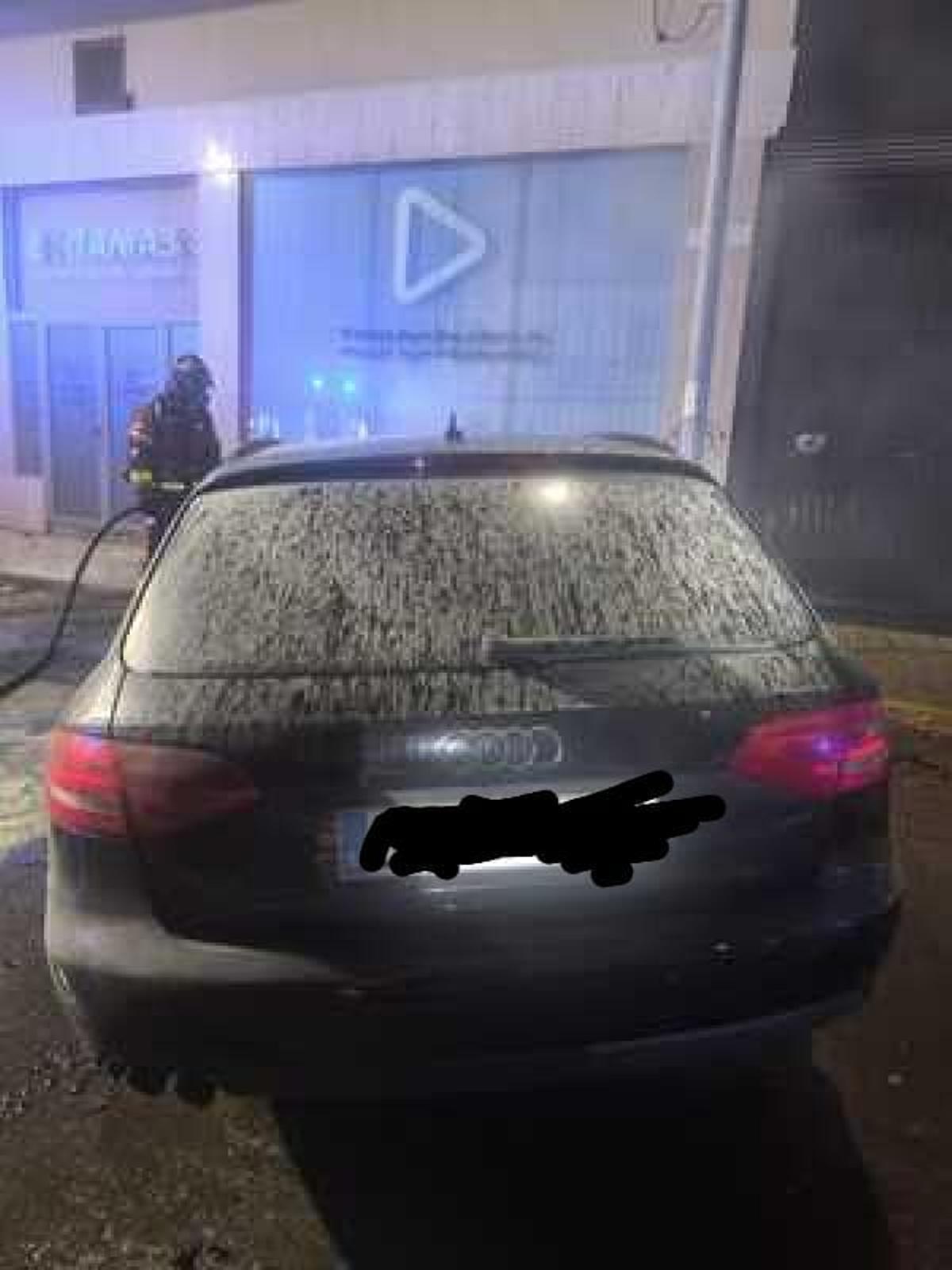 Galería | Imágenes del incendio de ayer en San Roque Galería | Imágenes del incendio de ayer en San Roque