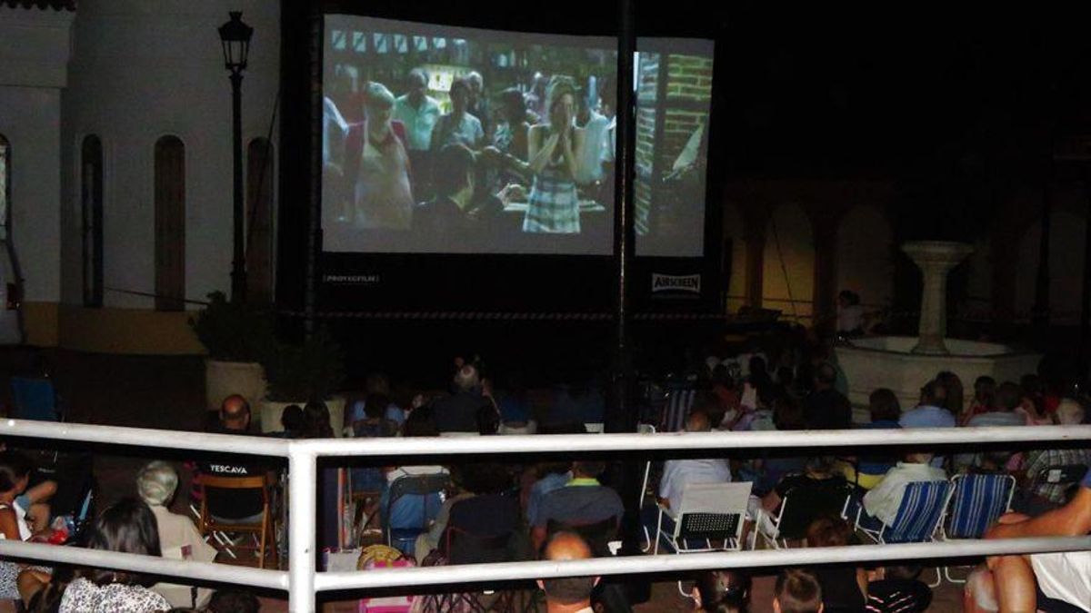 Imagen de archivo de cine de verano.
