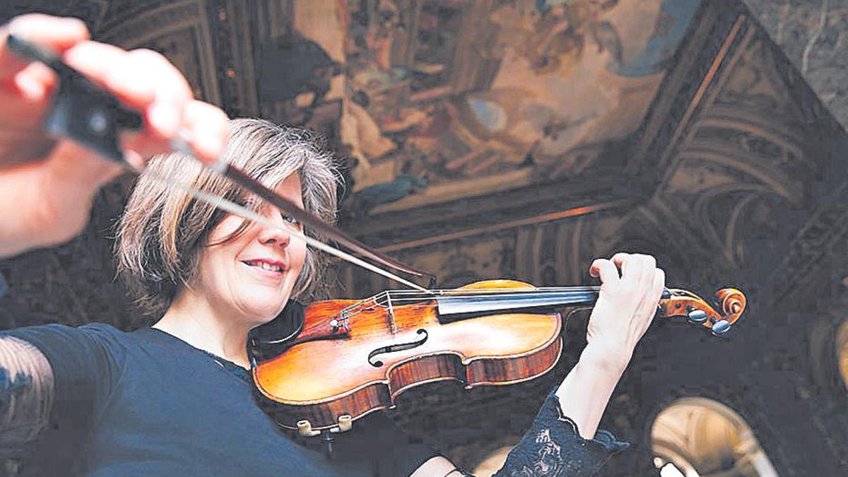 La violinista Annelie Gahl, en el ciclo de Lugares e Órganos