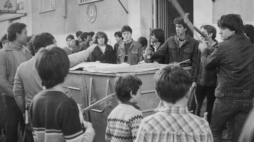 El documental vetado hace 40 años sobre el cierre de AHM sale del olvido