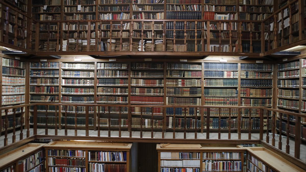 In der Bibliothek des Klosters la Real in Palma lagern uralte Schätze.