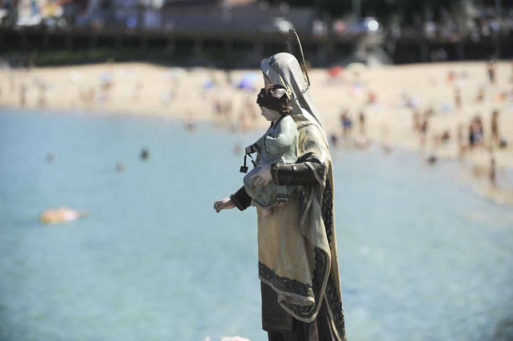 Procesión marítima en las fiestas de Mera