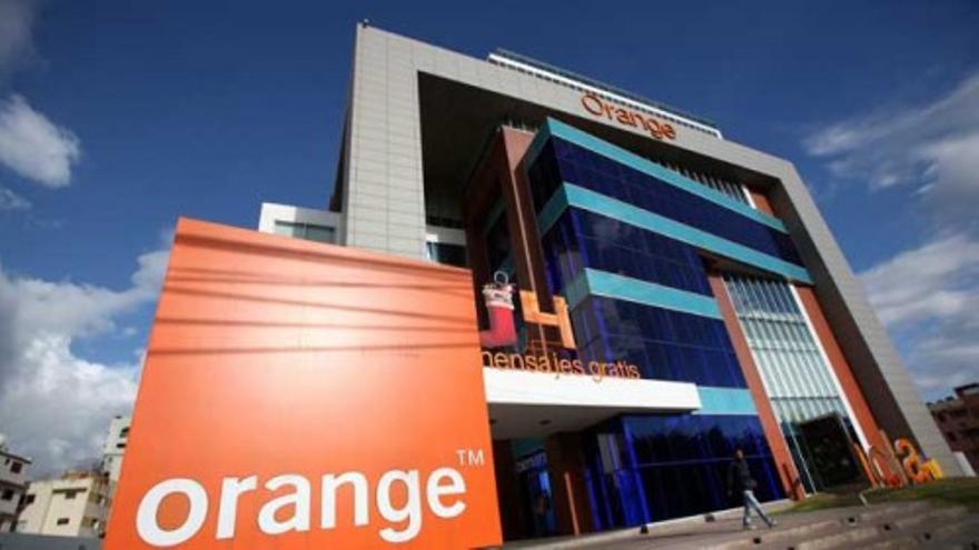 Orange se lanza a por Jazztel