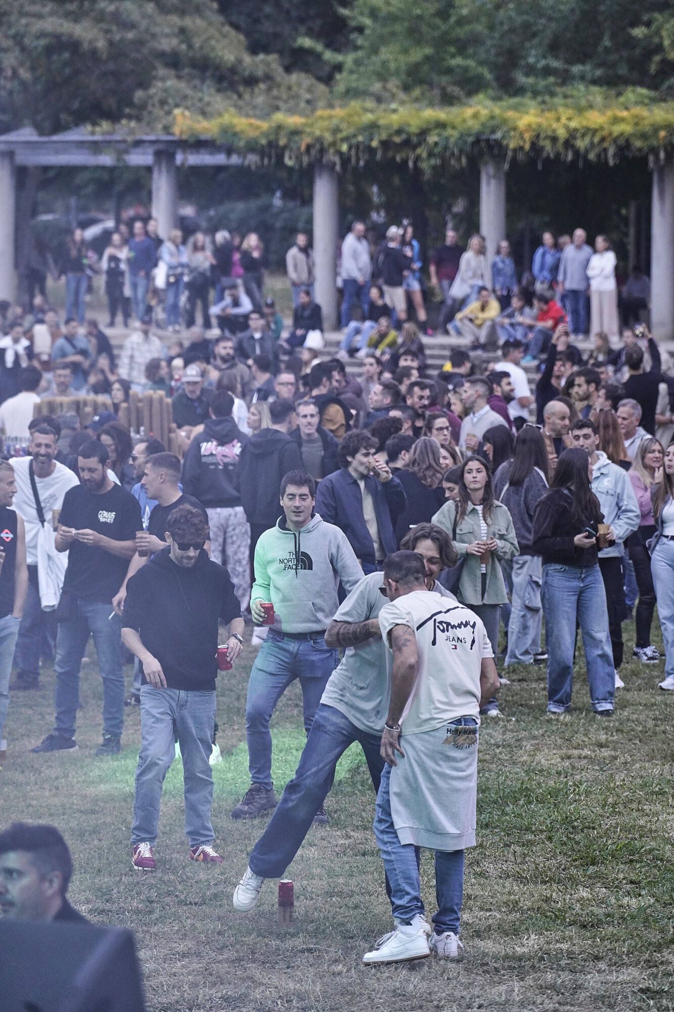 Les fotos de la Nit Electrònica al parc del Migdia