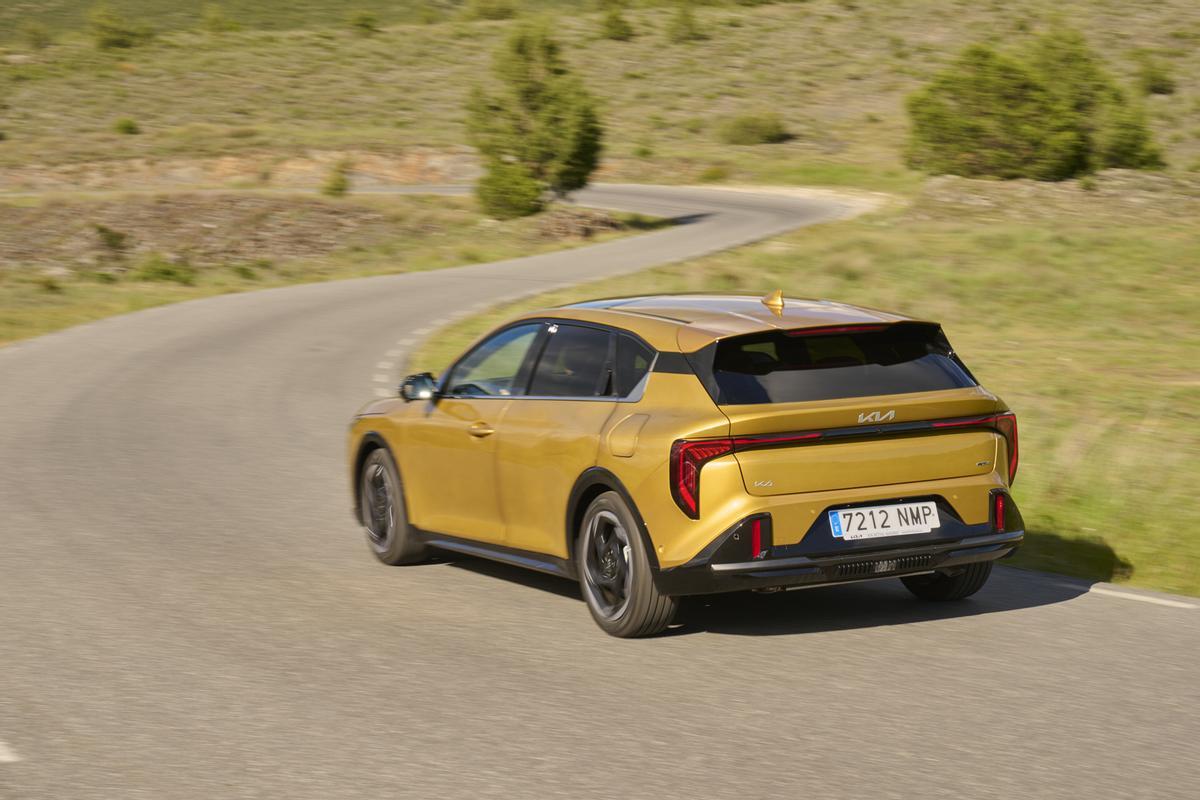 Kia ha seguido desarrollando su filosofía de diseño “Opposites United”, ya vista en otros modelos recientes de la firma