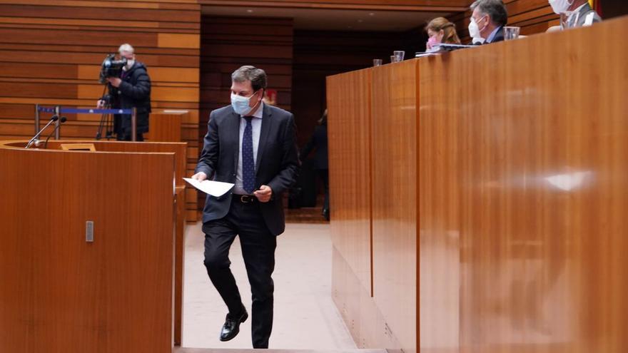 Los presupuestos de la región salvan su primer corte tras abstenerse Por Ávila