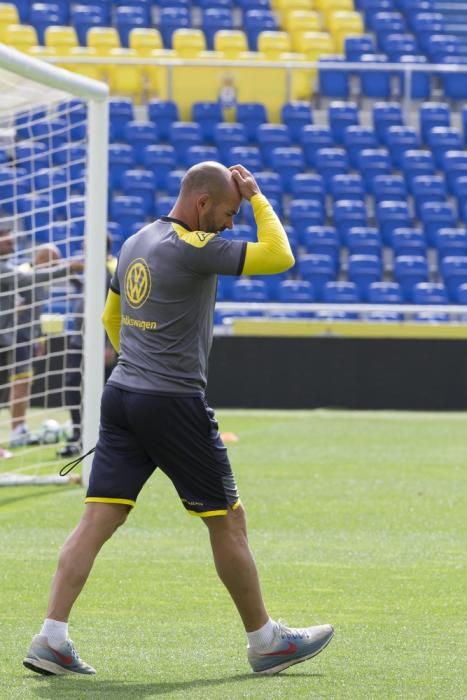 Entrenamiento de la UD previo al partido contra el Betis (18/04/2018)