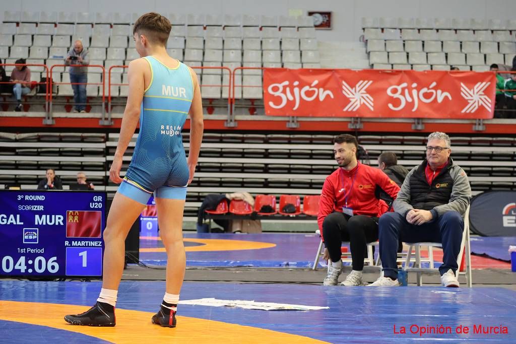 Los deportistas murcianos en el Campeonato de España de lucha