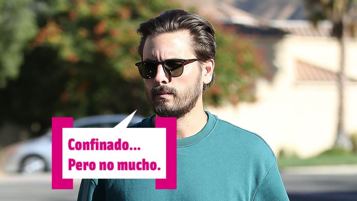 Scott Disick está confinado pero no mucho