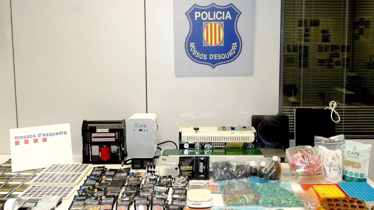 Los Mossos detienen a un hombre que fabricaba golosinas de marihuana en una finca de Santa Coloma