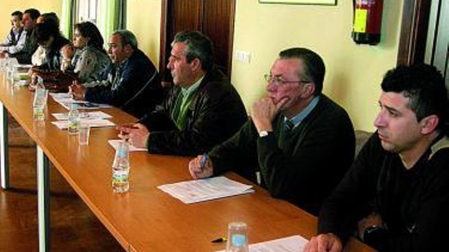 Alcaldes de la Reserva de Villafáfila en una reunión de la Junta Rectora.