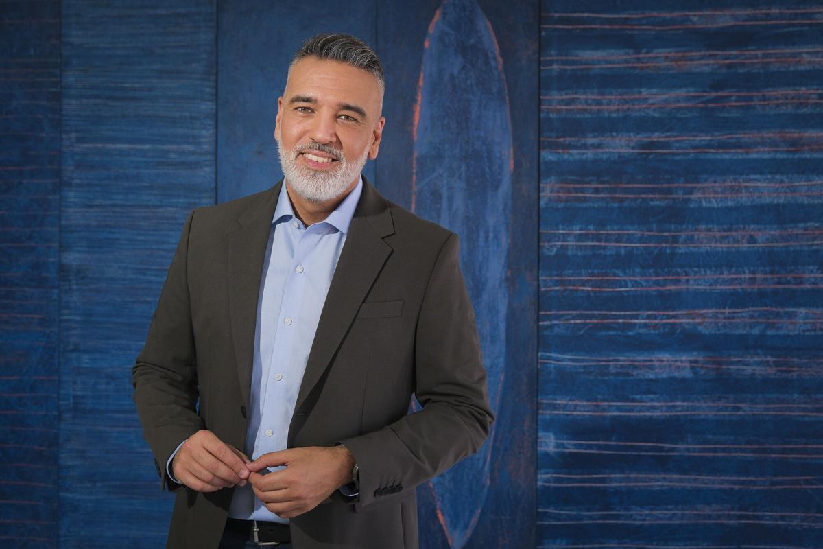 Ibán Padrón, periodista del programa 'Entre Nosotras', de Televisión Canaria.