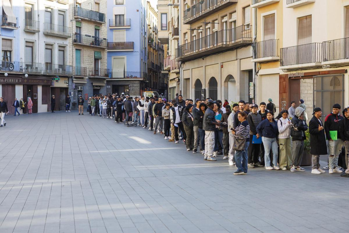 Cua que sortia de la plaça Major i arribava fins la plaça del Carme