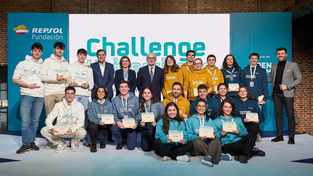 Els cinc equips guanyadors del Challenge Universitari organitzat per la Fundació Repsol.