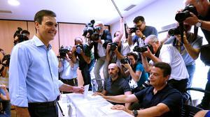 Pedro Sánchez votant