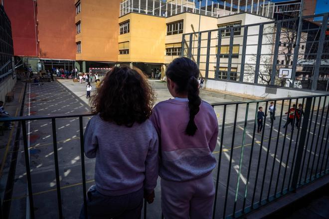 Educació expedientará a tres trabajadores de la conselleria por el fiasco de PISA y releva a la secretaria general: "la responsabilidad está en el departament y así lo asumimos"