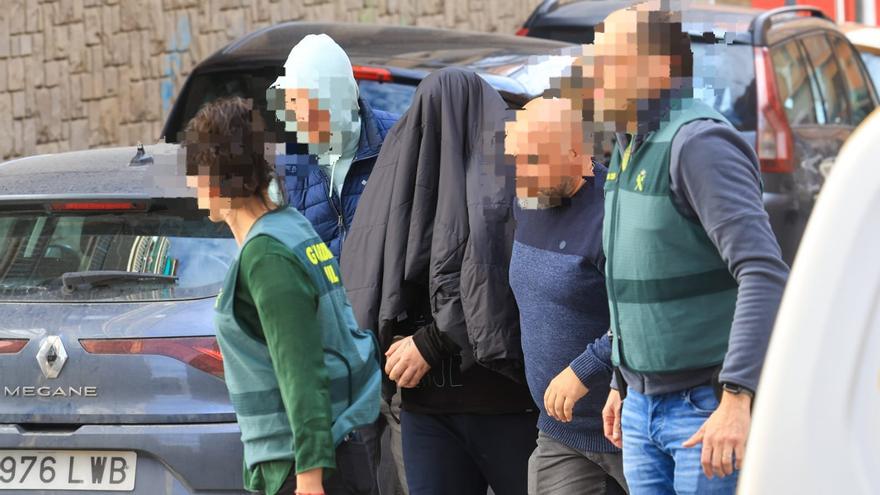 La Guardia Civil investiga contactos del detenido por amenazar colegios con el grupo terrorista pedófilo 764