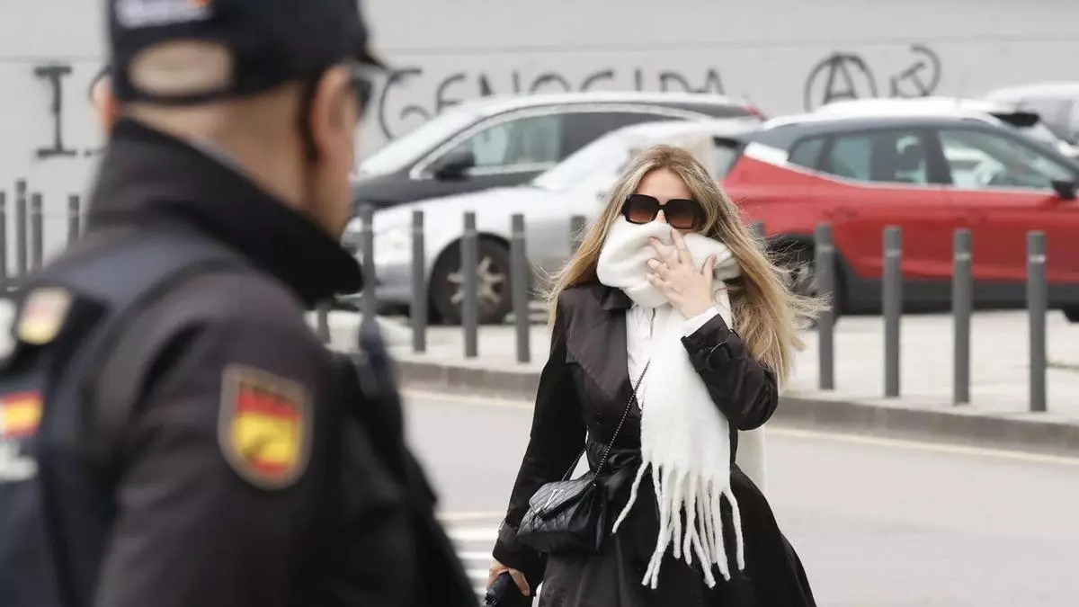 Miss Asturias niega haber tenido una relación con Ábalos y afirma que sufrió mobbing en la empresa pública Logirail