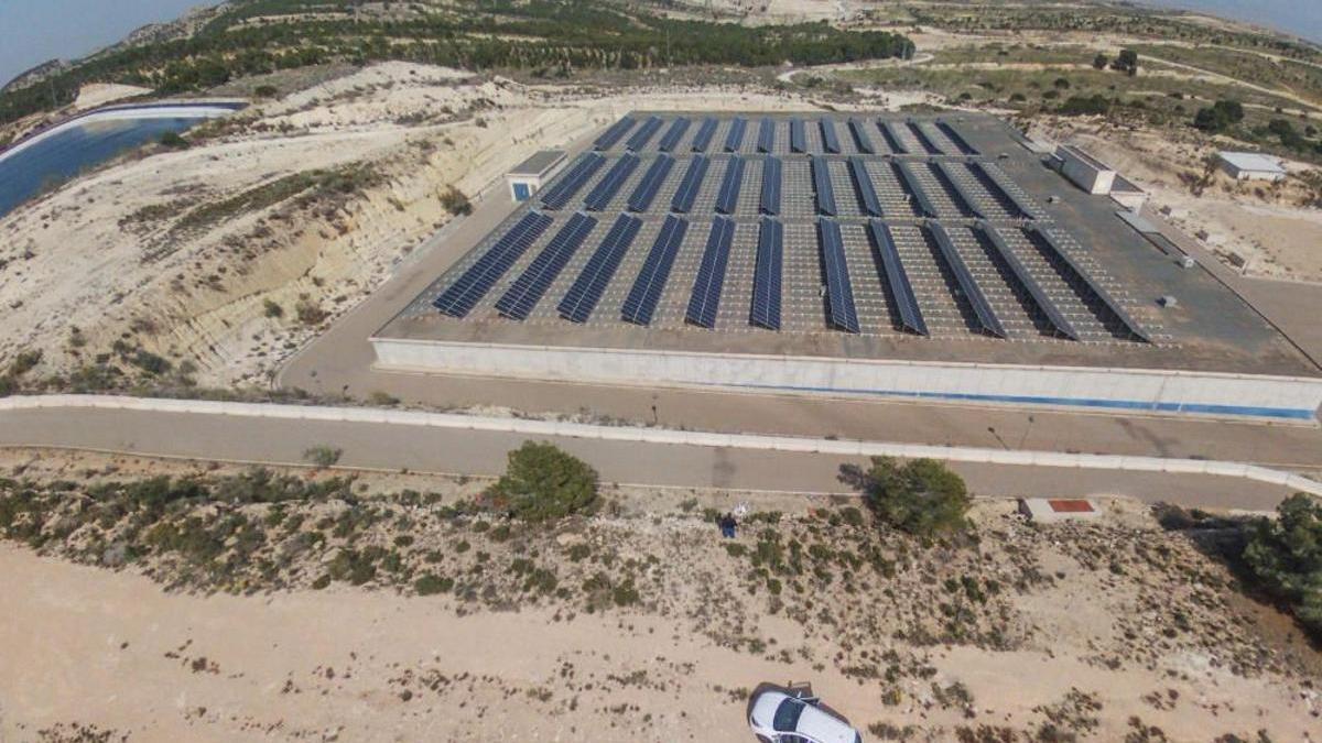 Depósitos de almacenamiento de agua potable desde donde parte el ramal a San Miguel de Salinas que será renovado