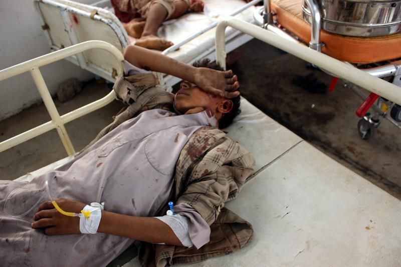 29 niños muertos en un bombardeo en Yemen