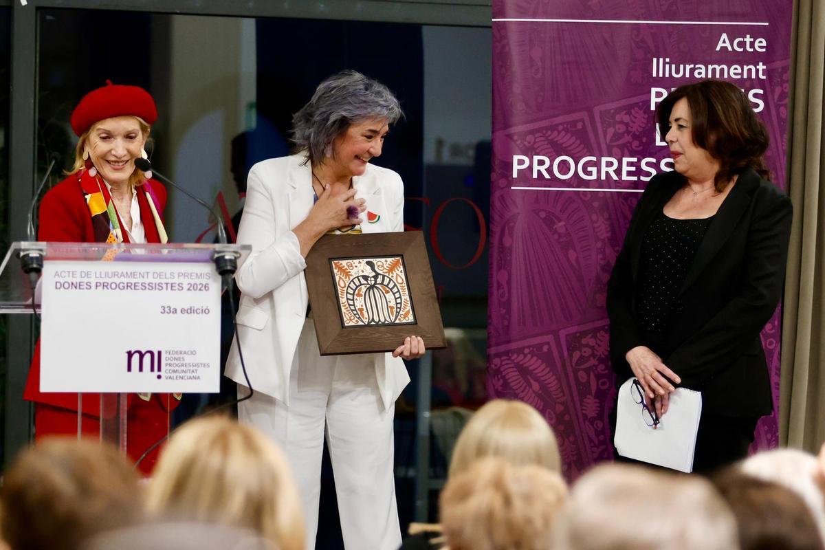 Dones Progressistes premia a la fiscal Peramato y a Dones de l'Horta Sud, por su labor en la dana Dones Progressistes premia a la fiscal Peramato y a Dones de l'Horta Sud, por su labor en la dana