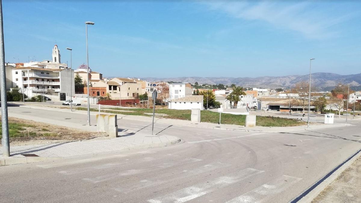 Llutxent posarà en marxa en breu la cubrició de la Plaça de les Poasses.