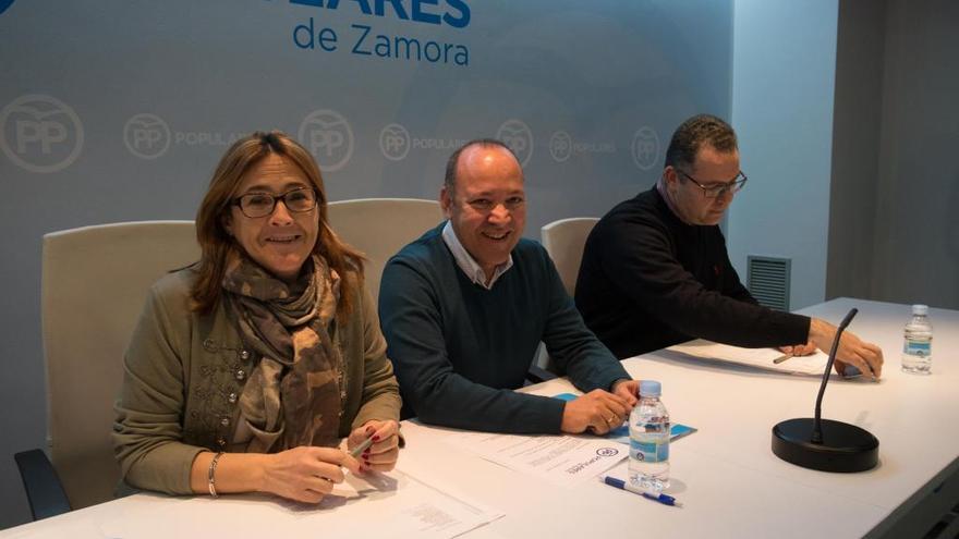 Martín Pozo, José María Barrios y Jesús María Prada, en el comité ejecutivo del PP