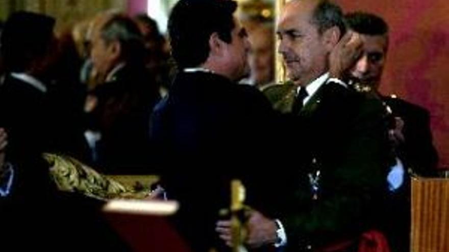 Defensa investigará al exjefe del Ejército por un libro del Yak-42