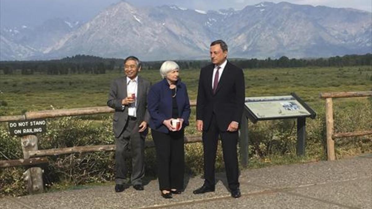 Janet Yellen (Reserva Federal), Mario Draghi (BCE) y Haruhiko Kuroda (Banco de Japón), en el reciente encuentro de Jackson Hole.