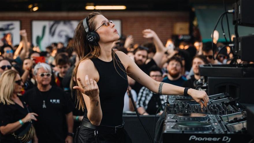 València, capital de la electrónica en Halloween: la reina del techno agota entradas y 'elrow' se muda a Sagunt