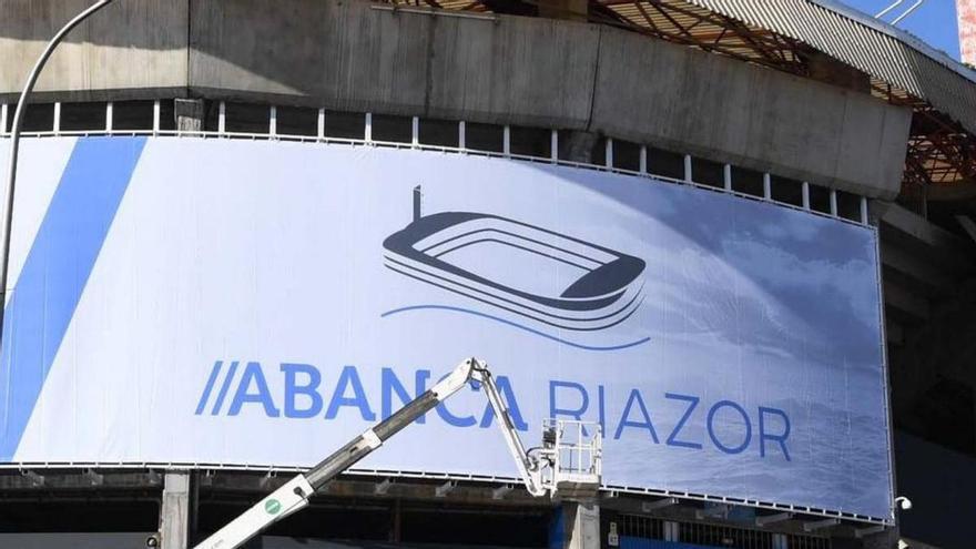 Fachada del estadio con el nombre comercial en 2017. |  // VÍCTOR ECHAVE