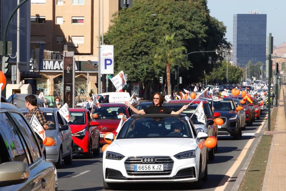 Miles de murcianos protestan en las calles contra la ley Celaá