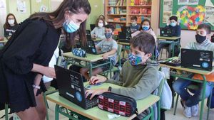 Els experts recolzen el final de la mascareta en interiors