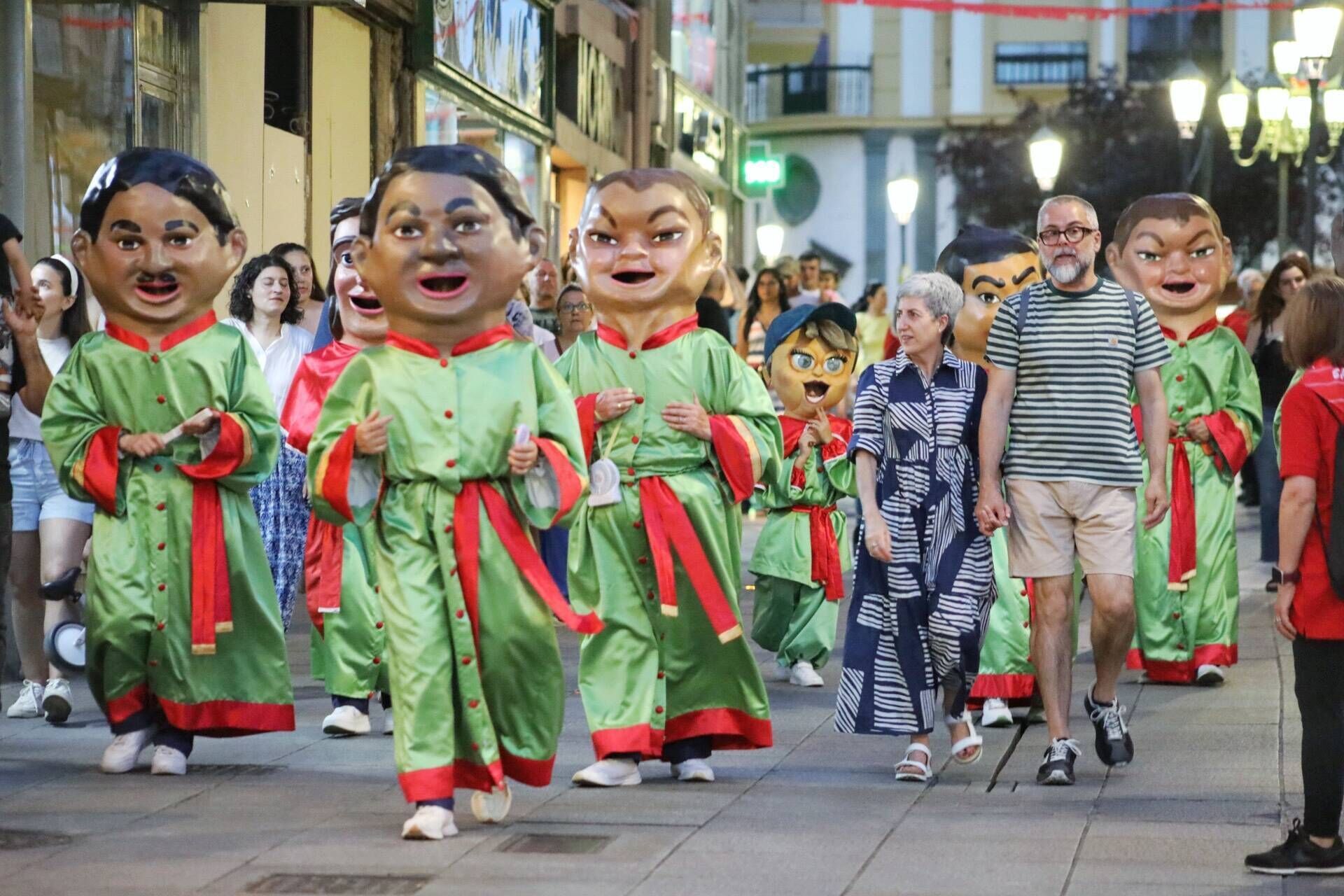 Disfile de peñas de San Pedro 2025 en Zamora