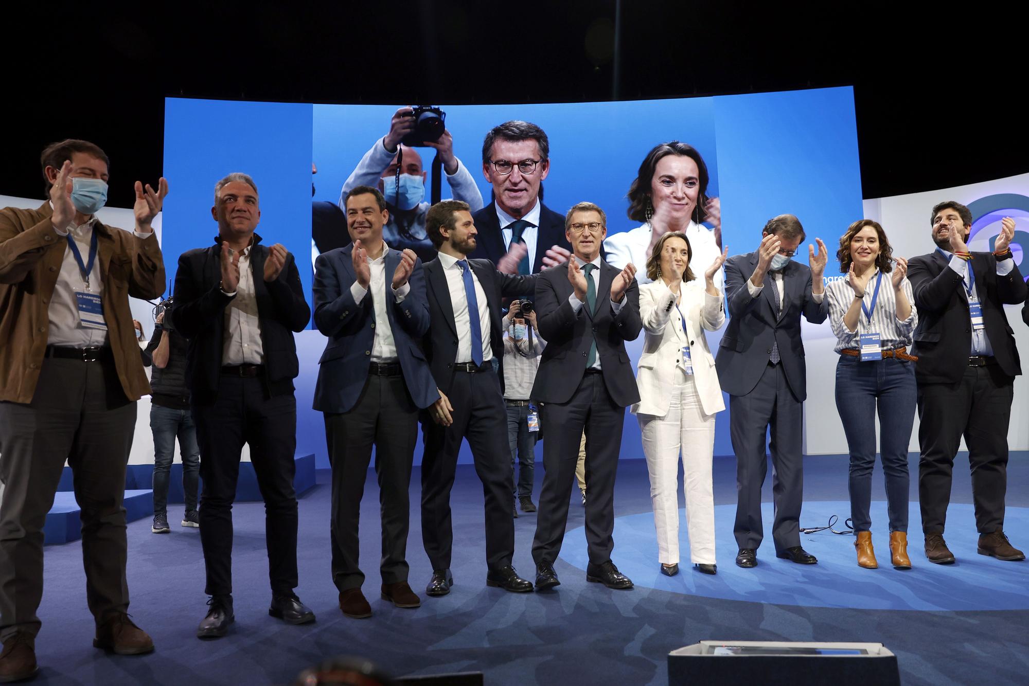 Feijóo durante el congreso extraordinario.