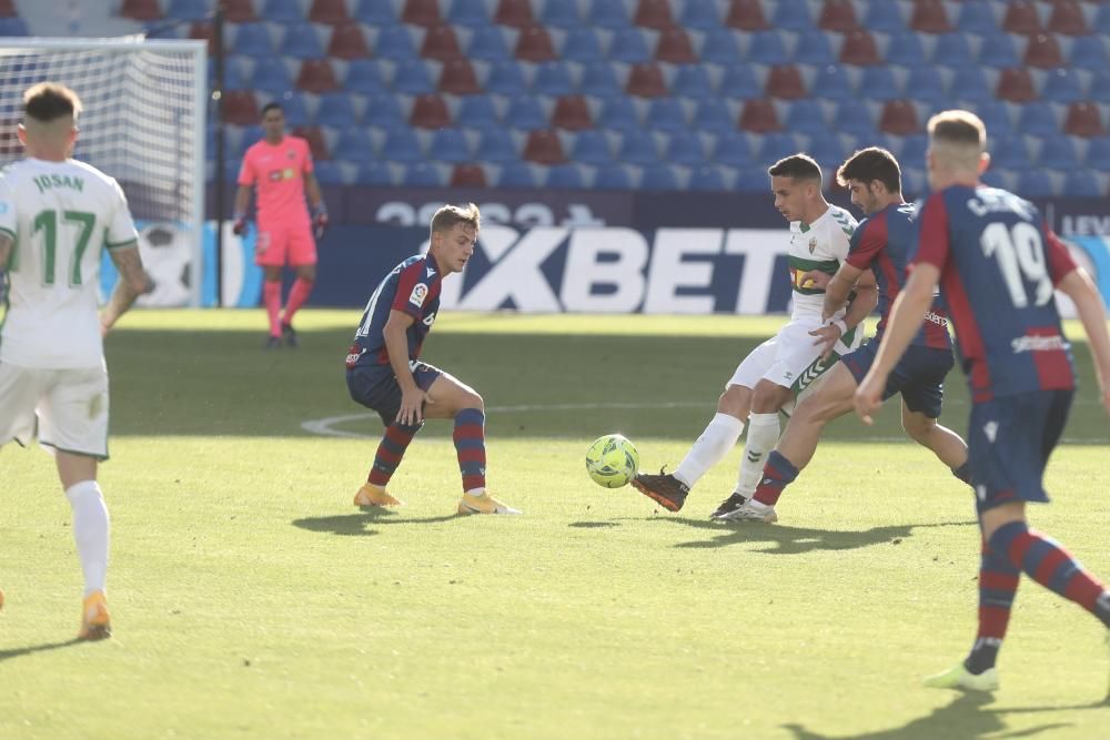 Las imágenes del Levante UD - Elche CF