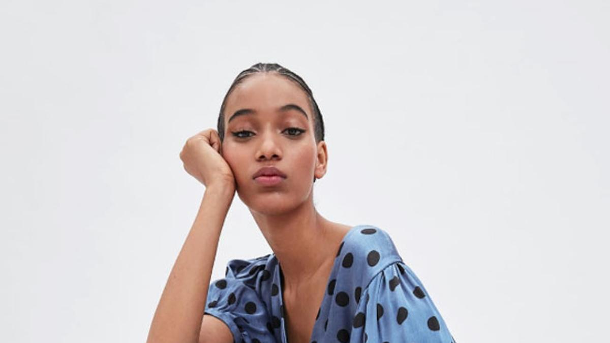 El vestido de invitada definitivo es de lunares y está en la nueva  colección de Zara - Woman