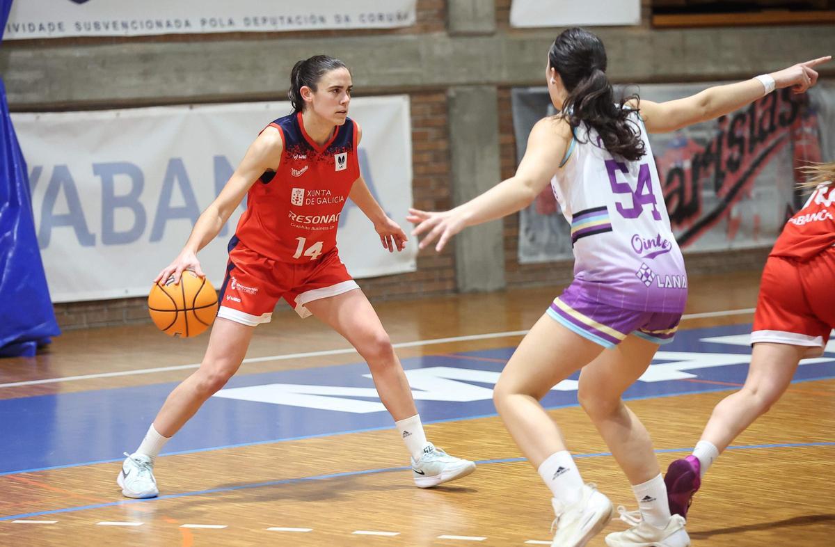 Eugenia Filgueira, durante una acción en un partido de Maristas esta temporada.