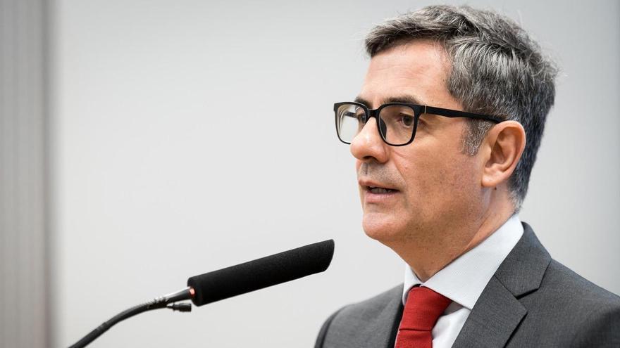 Bolaños asegura que la directora de la Guardia Civil "sigue 
