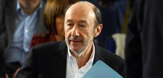 Rubalcaba: "Hay que buscar una fórmula para que Catalunya y España estén juntas unos siglos más"