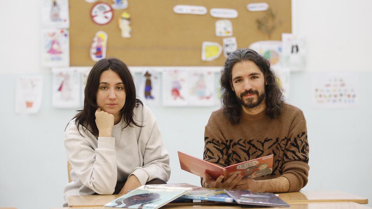 Marta R. Chust i Roc Domingo, a l'escola Carme Auguet.