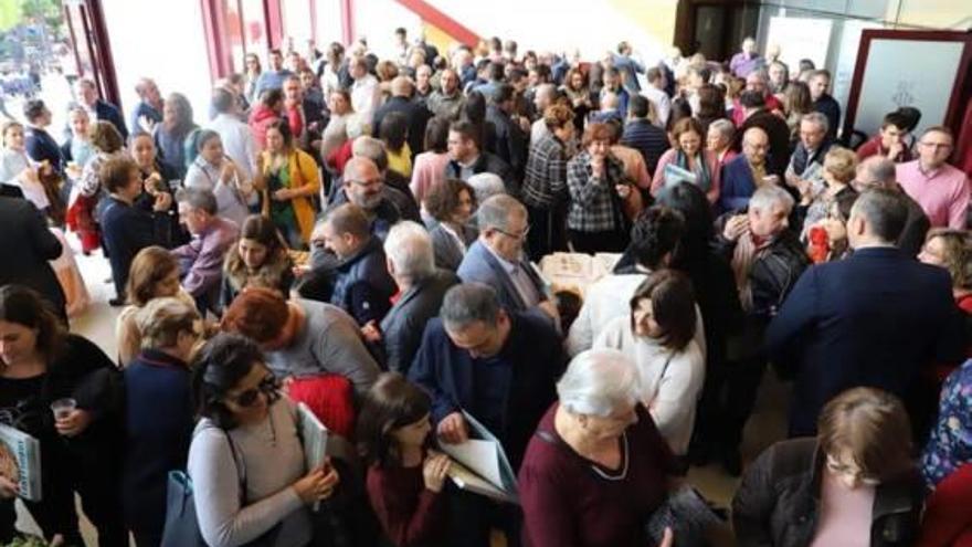 Numeroso público acompañó a Juan Giner en la presentación.