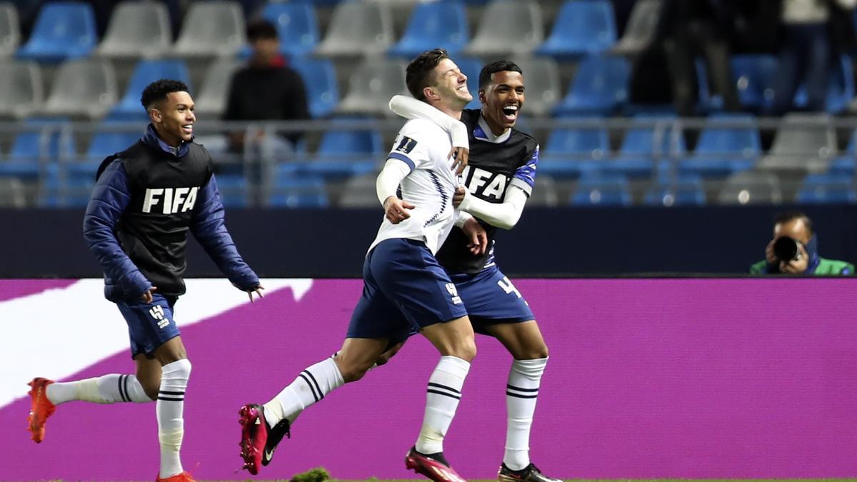 Luciano Vietto celebra su gol, el tercero del Al-Hilal contra el Flamengo