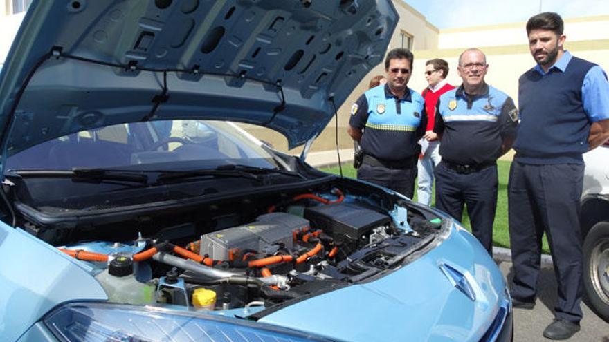 Los tres alcaldes del Sureste se desplazarán en coches eléctricos