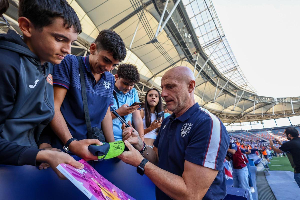 Jóvenes aficionados, esta semana en el estadio.