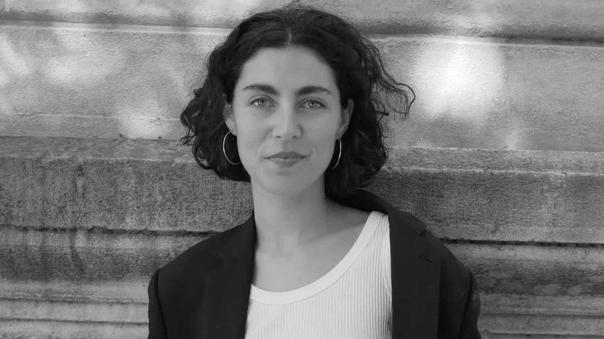 Las epifanías de la extrañeza de Laura Chivite