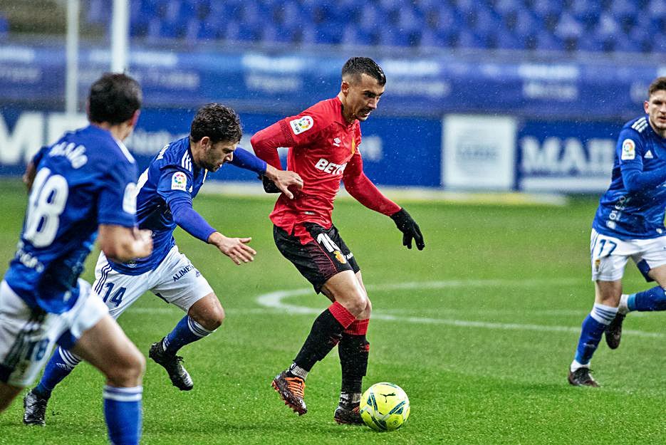 Antonio Sánchez en el duelo ante el Oviedo.