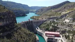 El embalse de Cortes de Pallás: La presa del Cañón del Júcar